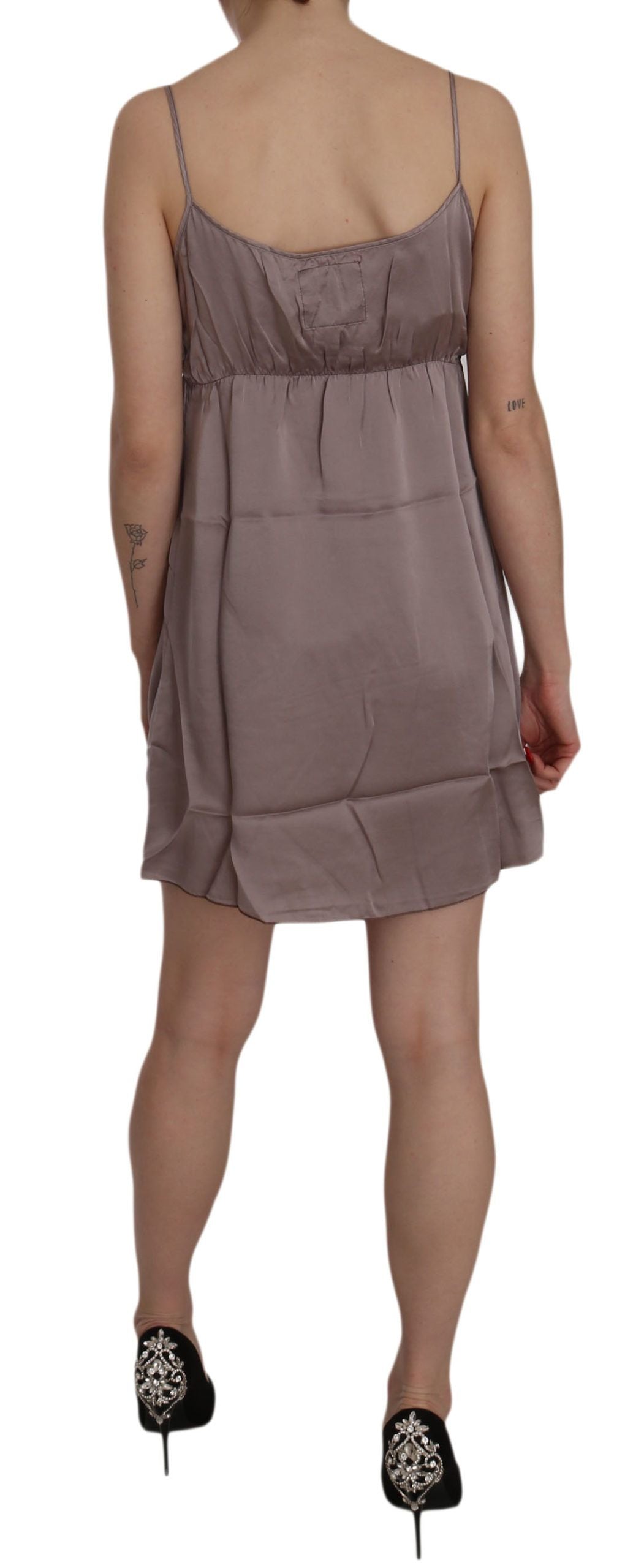 PINK MEMORIES Robe mini en soie violette à bretelles spaghetti et en forme de A