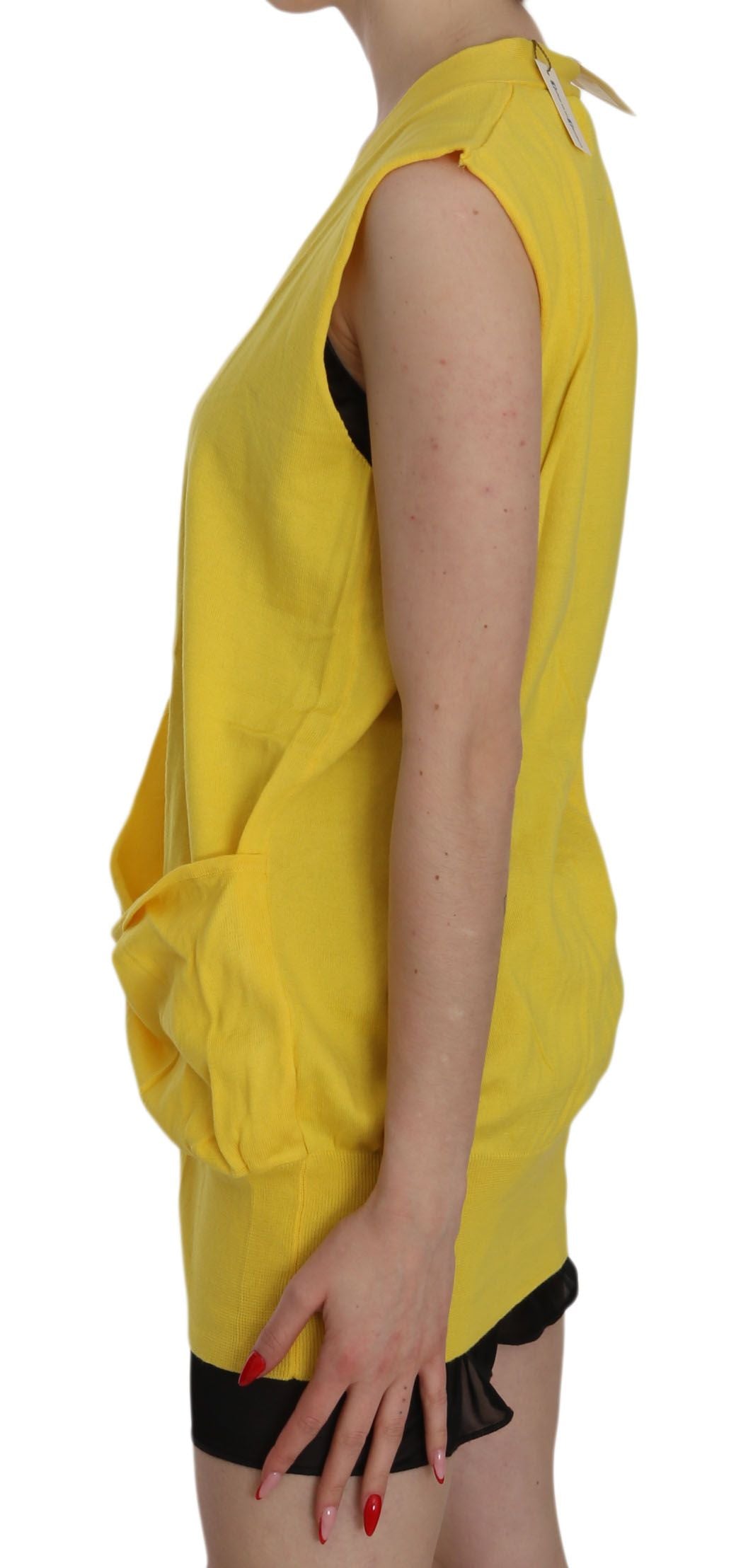 Gilet cardigan sans manches en 100% coton jaune de PINK MEMORIES