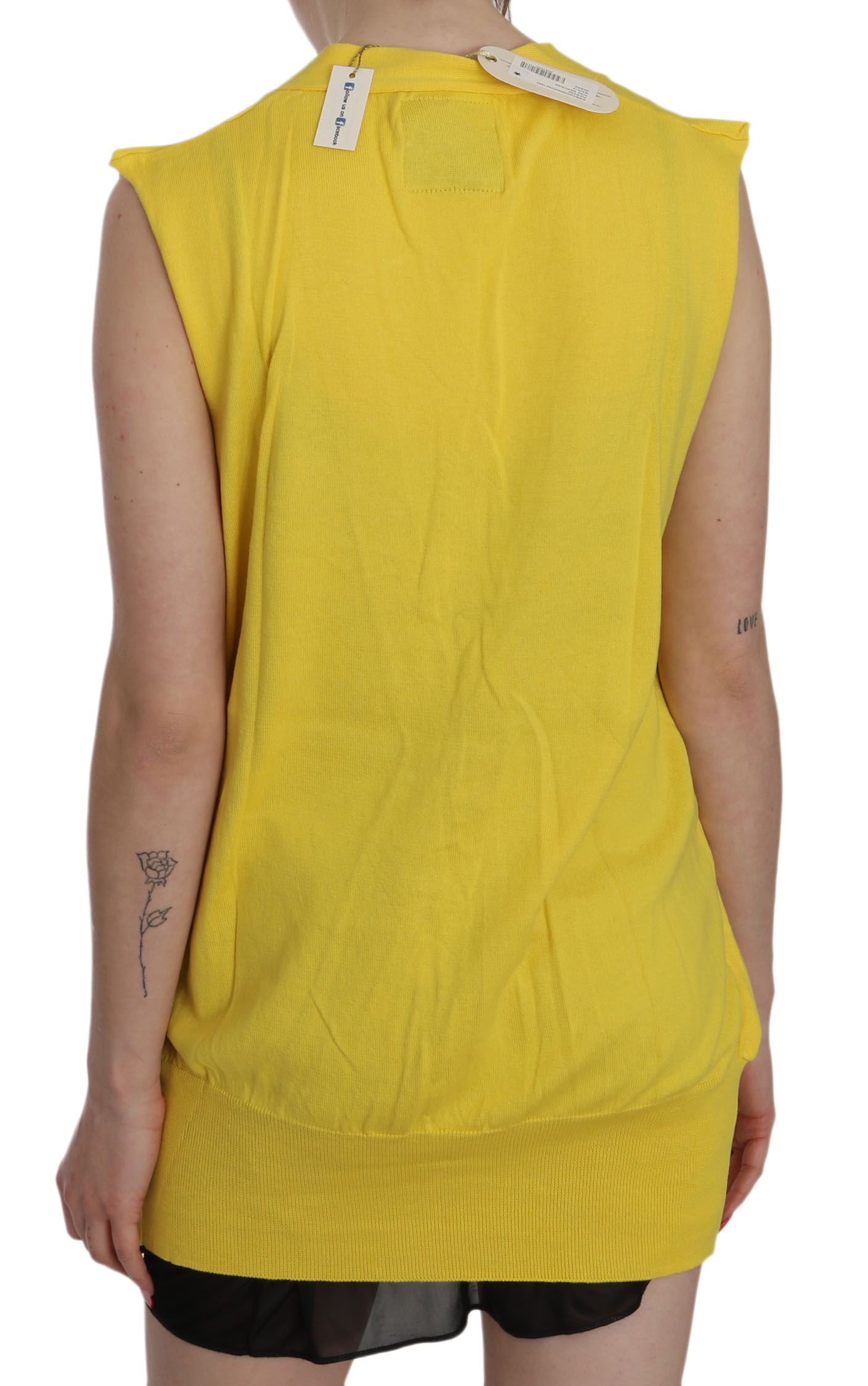 Gilet cardigan sans manches en 100% coton jaune de PINK MEMORIES