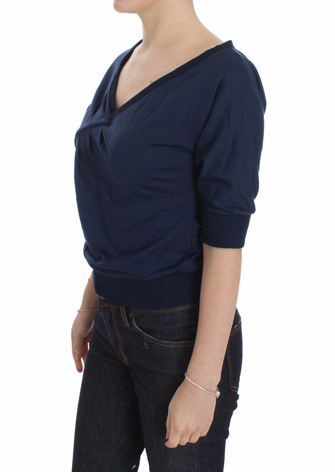 Pull en coton bleu Exte, col en V profond, pour femme.