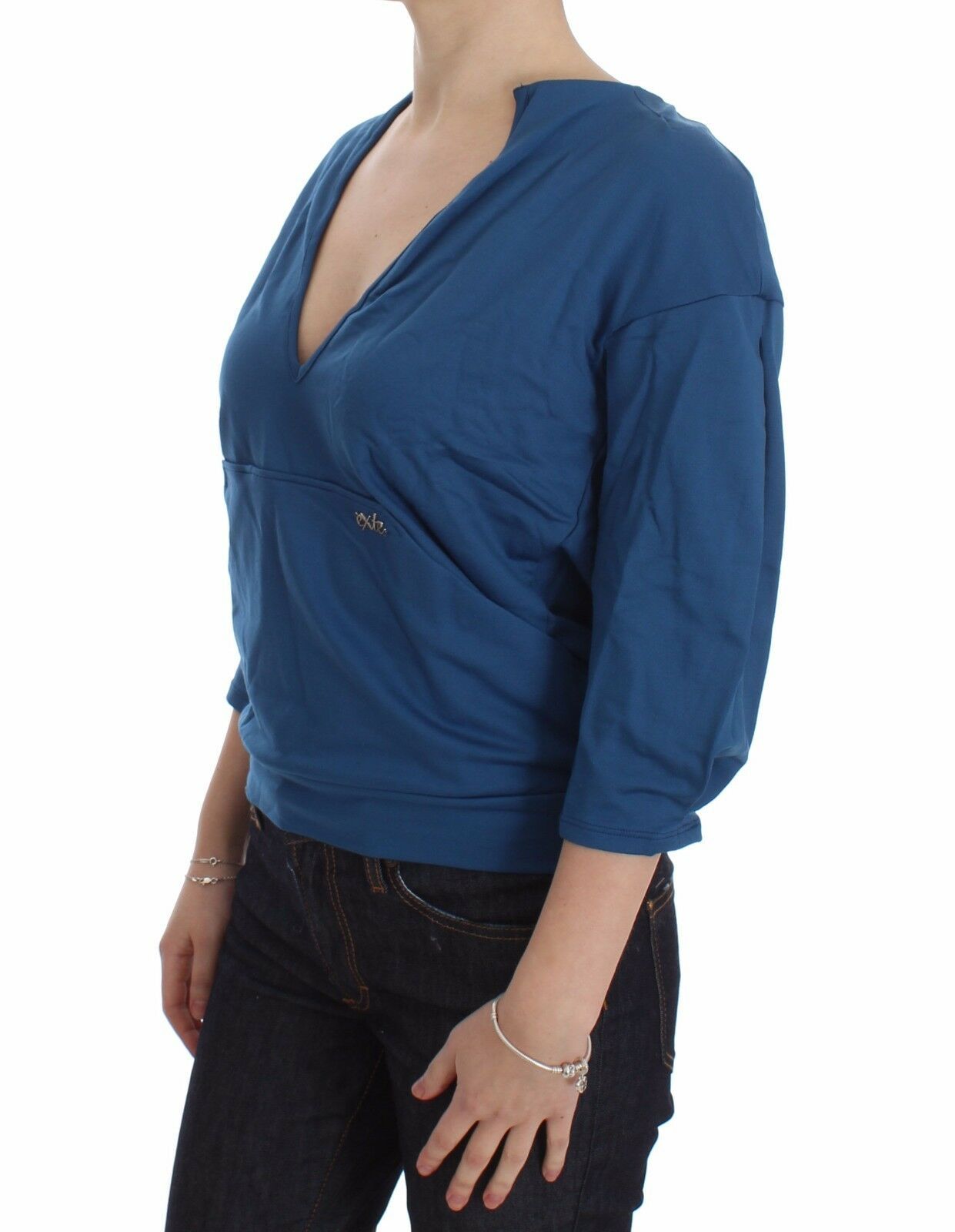 Pull en coton bleu Exte, col en V profond, pour femme.