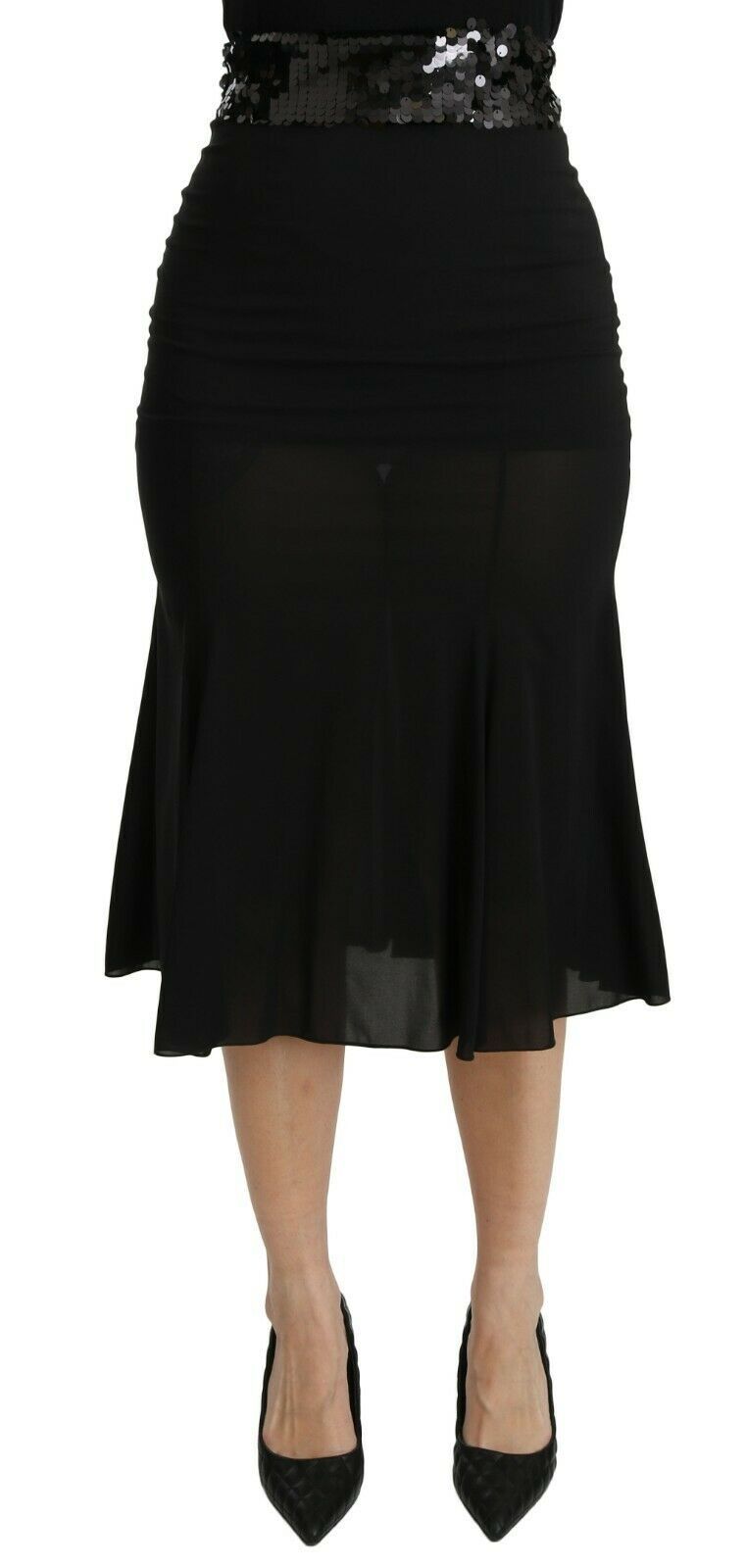 Jupe mi-longue en soie noire à taille haute, style sirène, de Dolce & Gabbana.