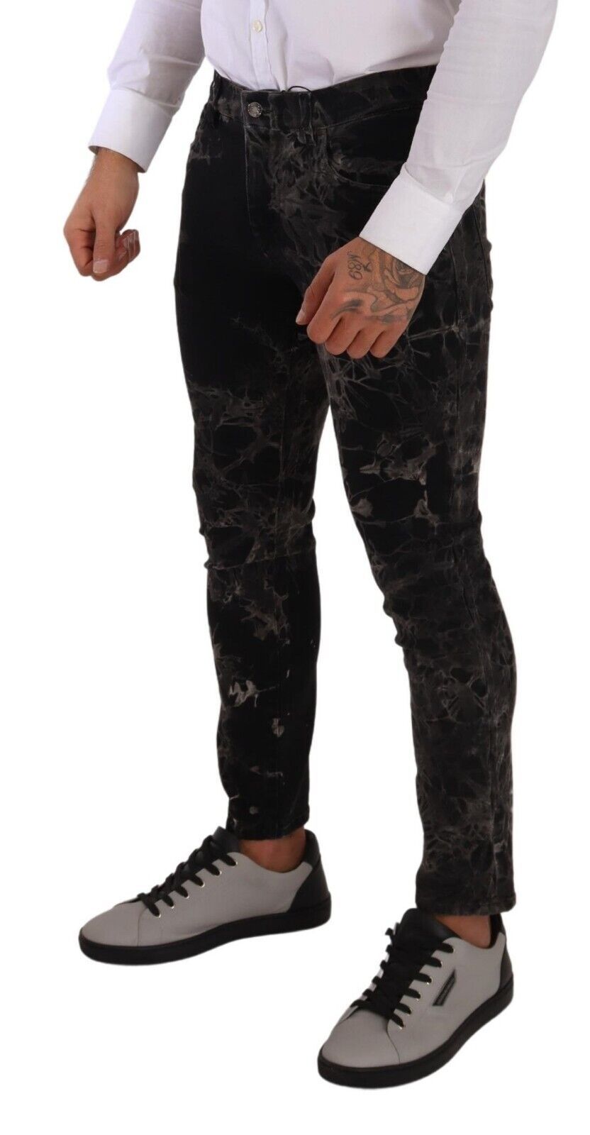 Jeans slim à coupe ajustée à motifs noirs de Dolce & Gabbana