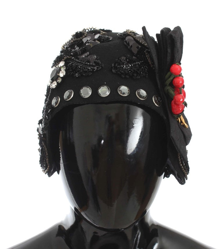 Dolce & Gabbana - Broche chapeau cerises en cristal noir et or