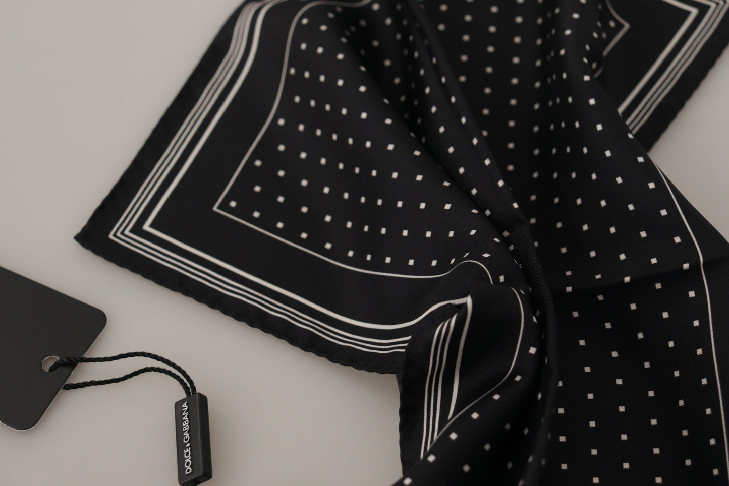 Dolce & Gabbana Zwarte Polka Dots DG Logo Vierkante Zakdoek