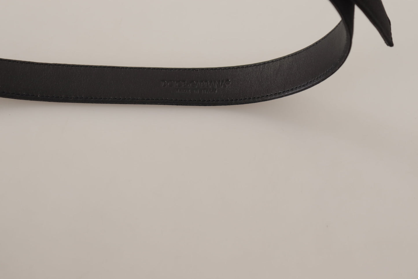 Dolce & Gabbana Zwarte Kalfsleren Vintage Metalen Gesp Riem