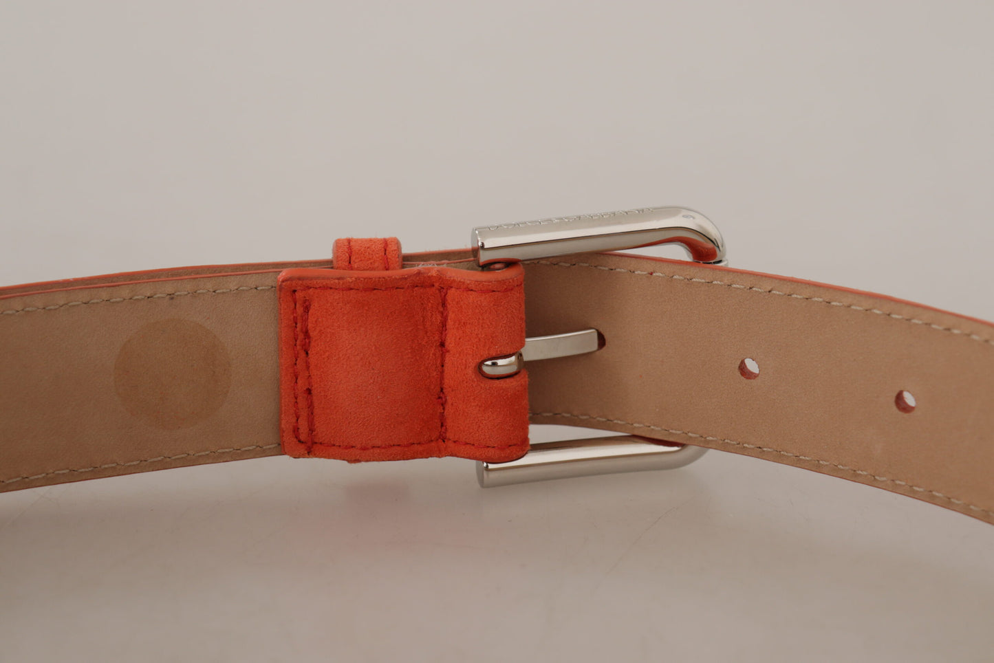 Dolce & Gabbana oranje suède leren riem met zilveren logo en metalen gesp