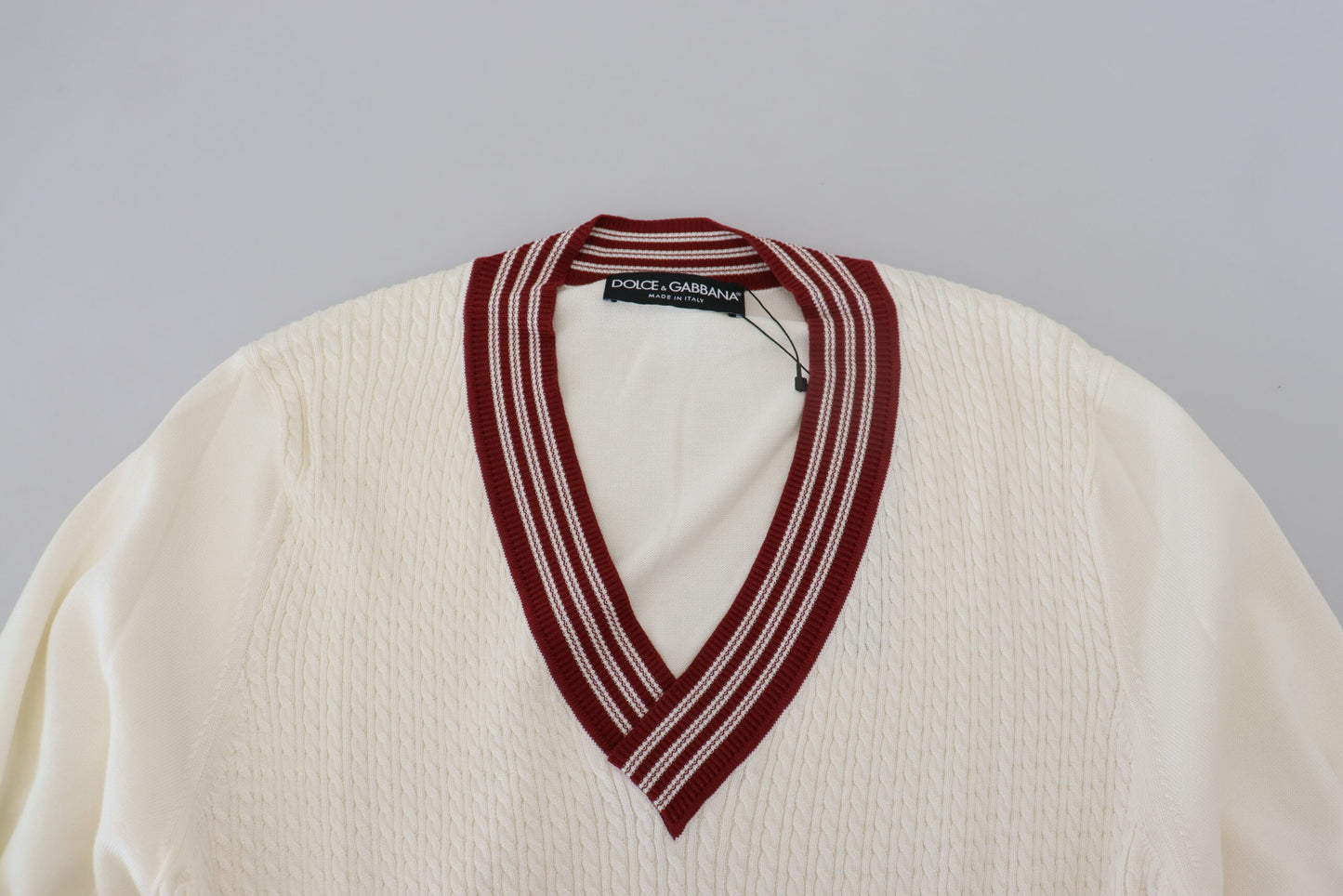 Pull en tricot à col en V blanc et rouge de Dolce & Gabbana