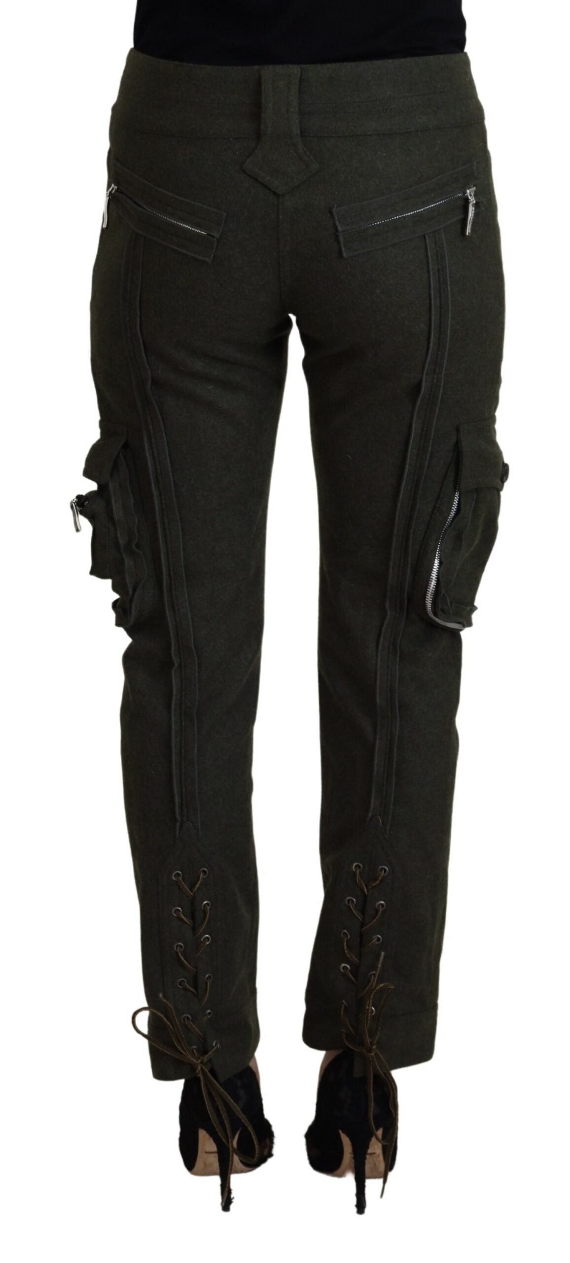 Ermanno Scervino groene, taps toelopende broek voor dames met vetersluiting aan de binnenkant van het been.