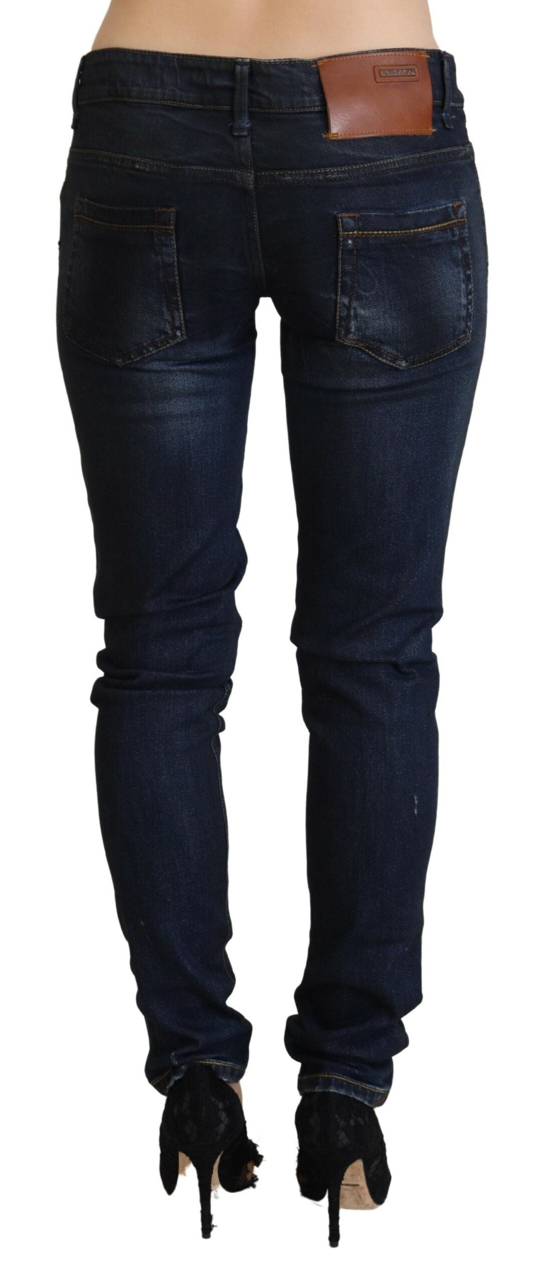 Jeans en jean pour femme Acht Blue, taille basse, coupe slim.