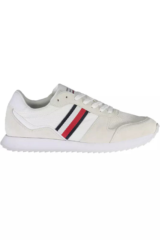 Sneakers blanches éco-responsables Tommy Hilfiger avec logo.