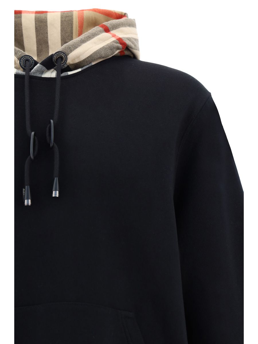 Burberry Samuel Hoodie Noir Élégant et Grand Format
