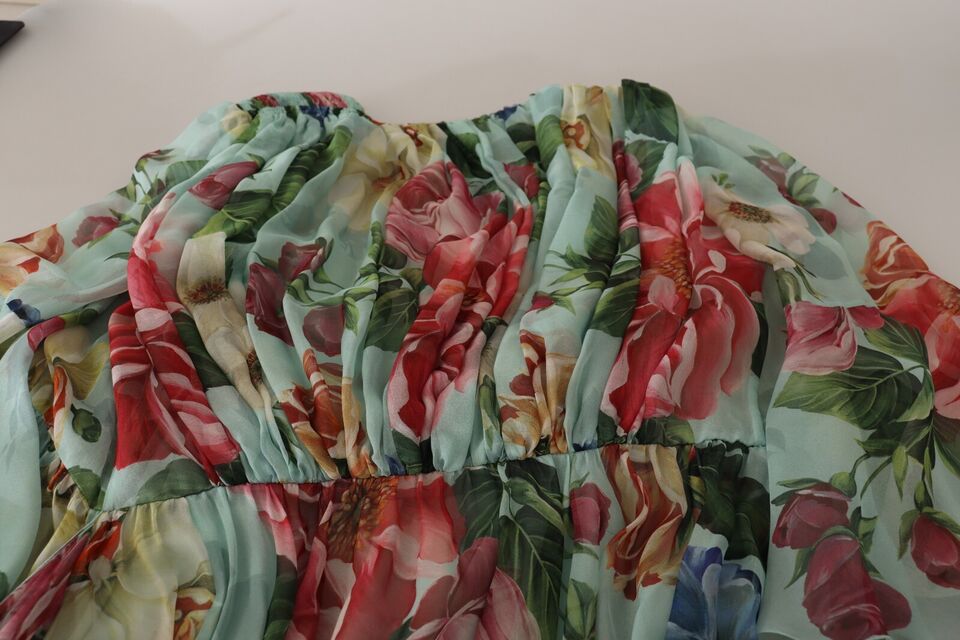Robe midi portefeuille en soie à imprimé floral multicolore verte de Dolce & Gabbana