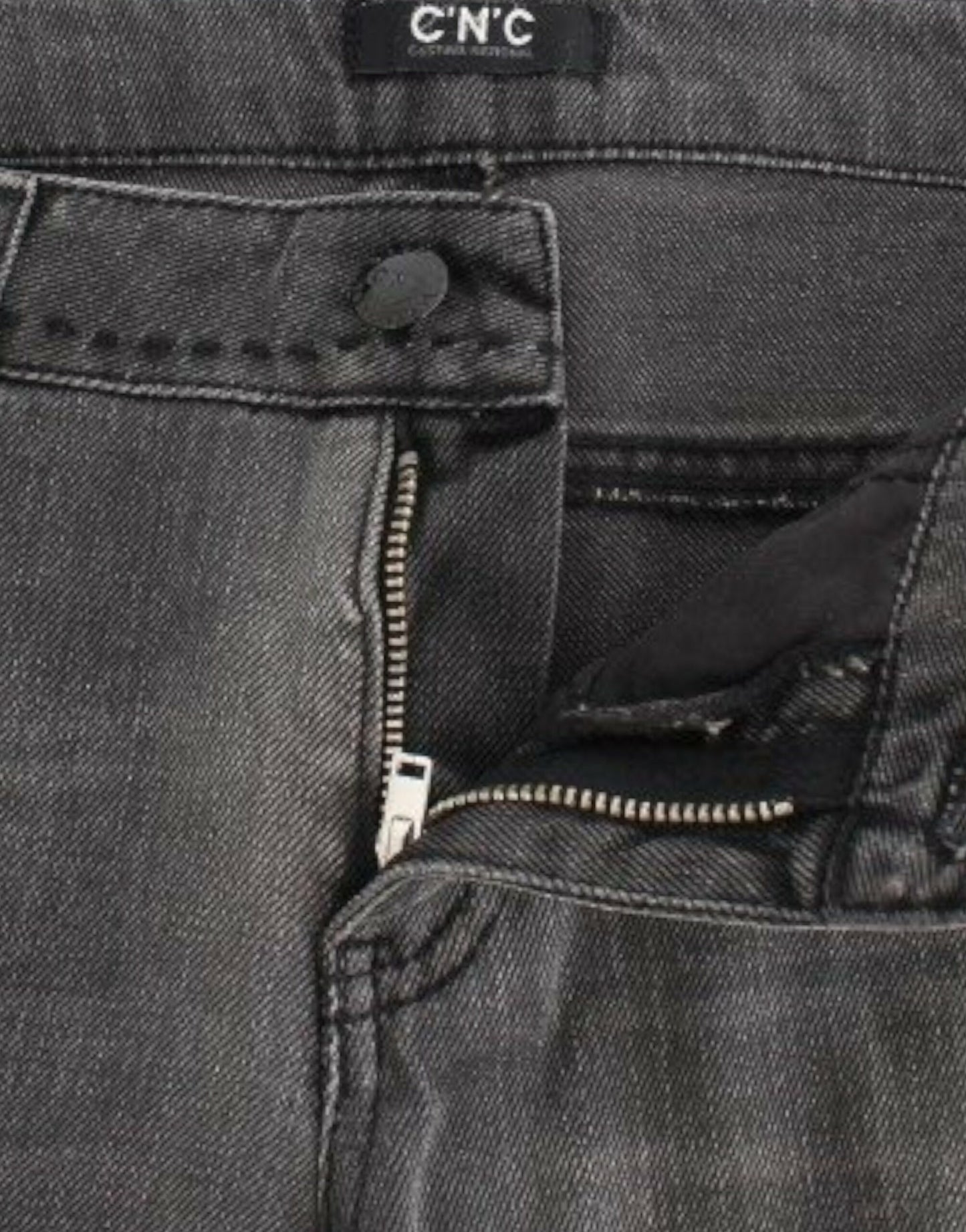 Costume National, jeans gris à jambes droites