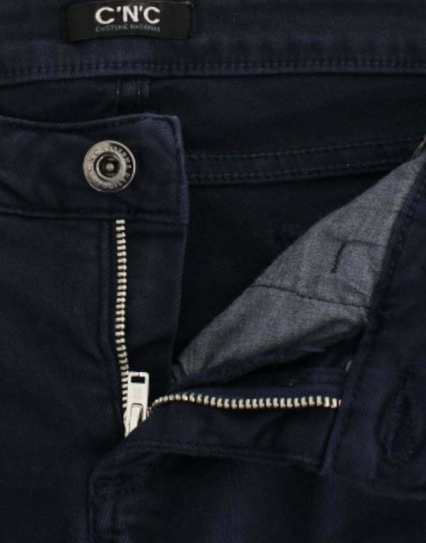 Costume National, jeans bleu à jambes droites