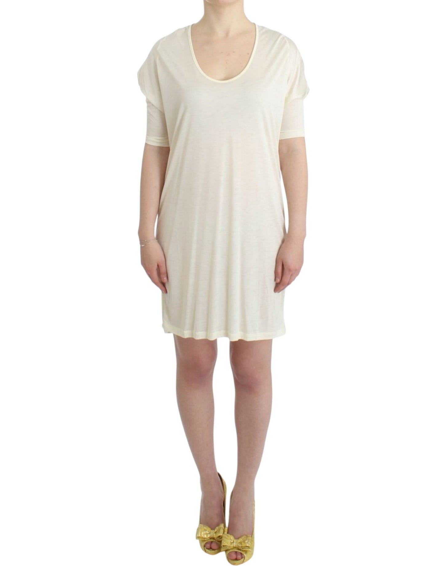 Costume National witte, mouwloze, rechte jurk van modal.