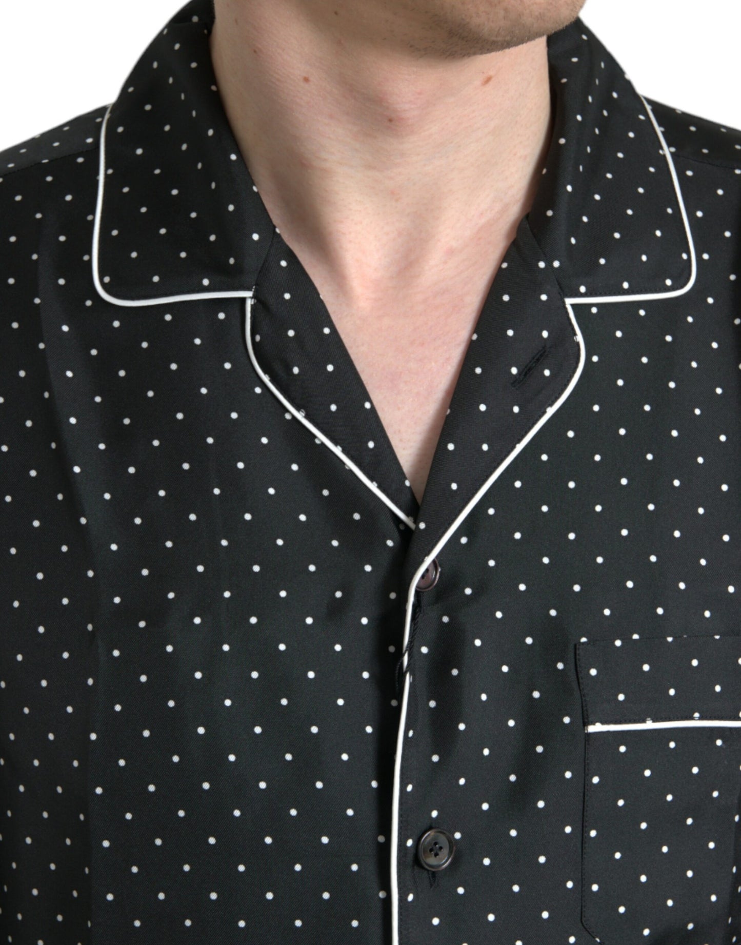 Chemise en soie à manches longues à pois noirs de Dolce & Gabbana