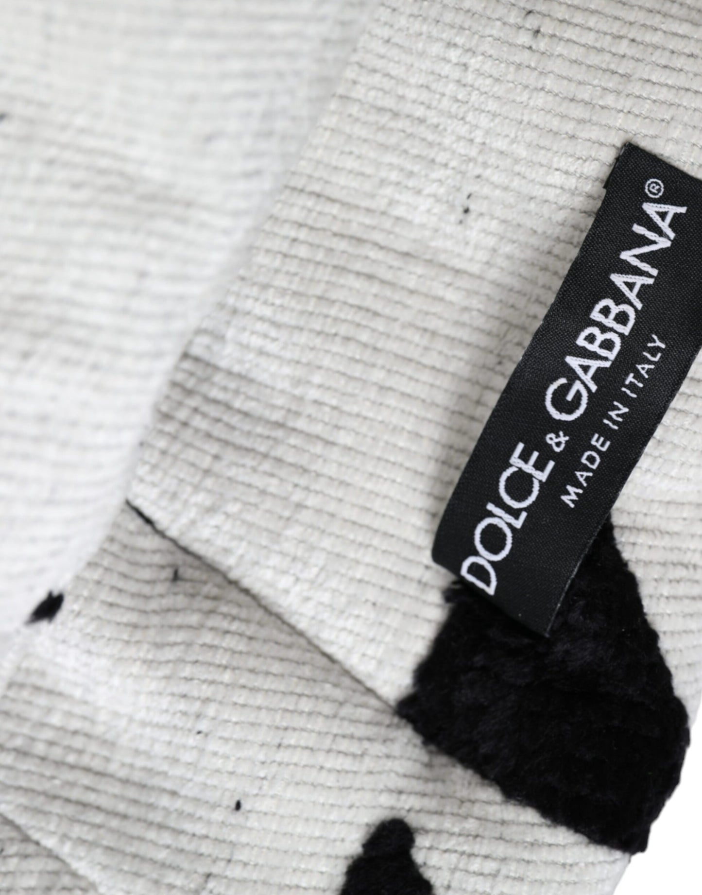 Chapeau enveloppant en laine noire et blanche Dolce & Gabbana