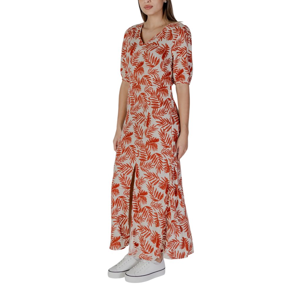 B.Young Rode Viscose Lange Jurk