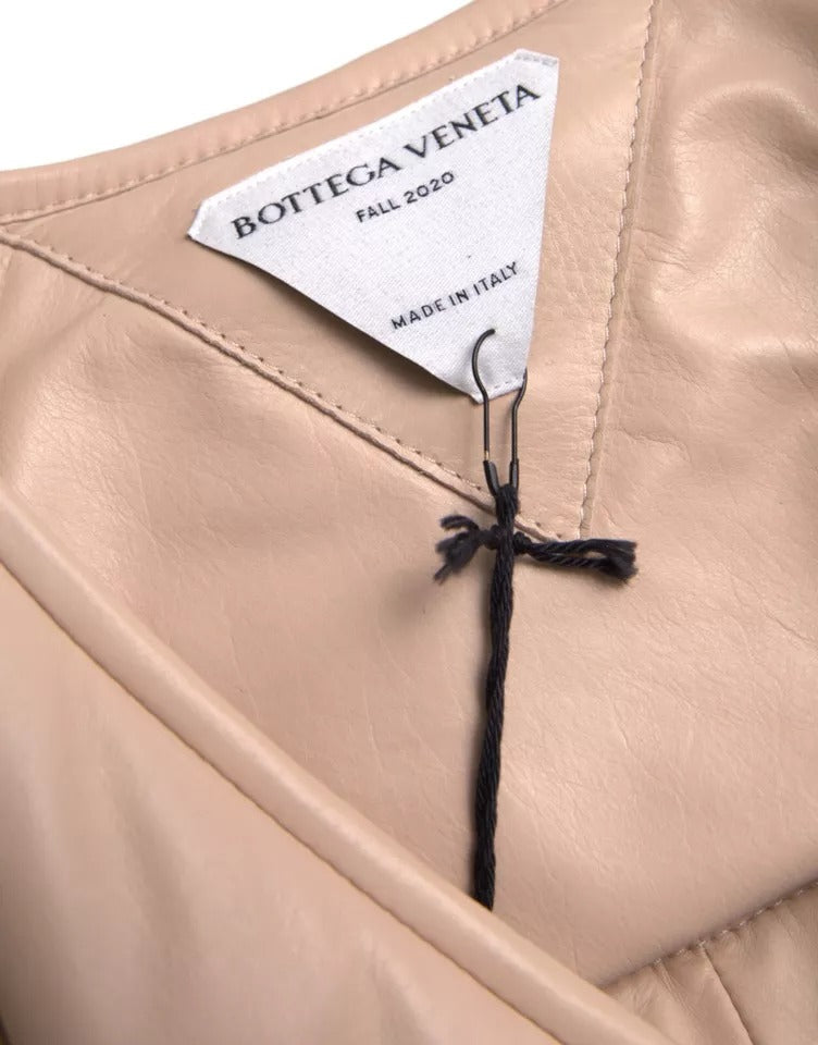 Veste en cuir de veau beige à carreaux et sans manches de Bottega Veneta