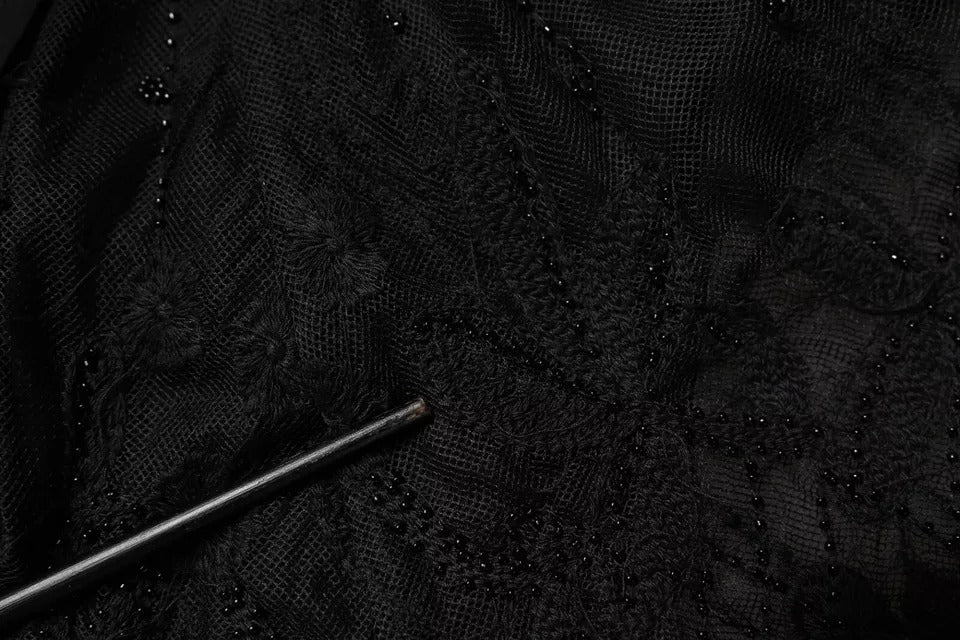 Mini-robe trapèze noire à manches courtes et dentelle florale de Blugirl
