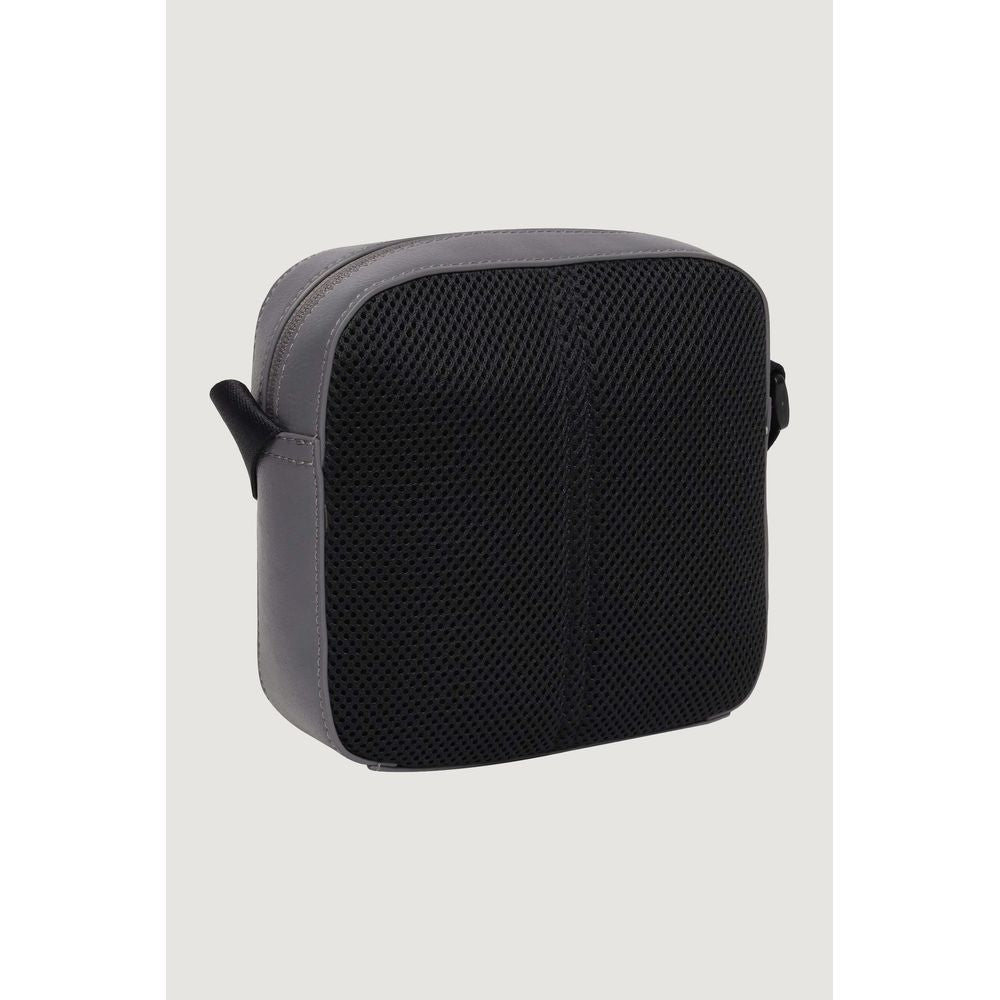Sac messager Calvin Klein Jeans en polyester recyclé gris