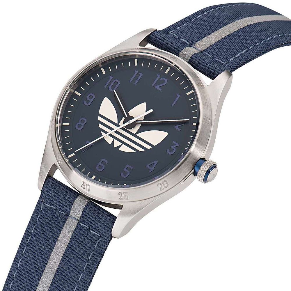 Montre Adidas en tissu bleu
