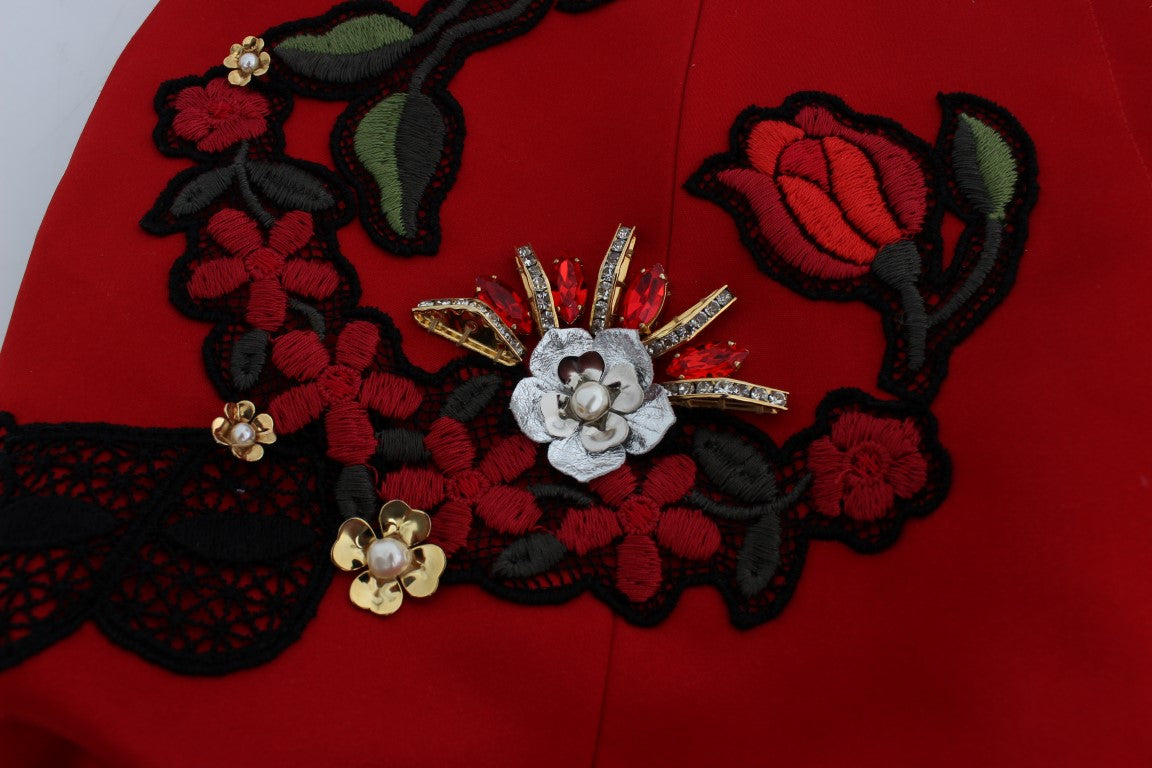 Short en soie rouge à motifs de roses et cristaux de Dolce & Gabbana