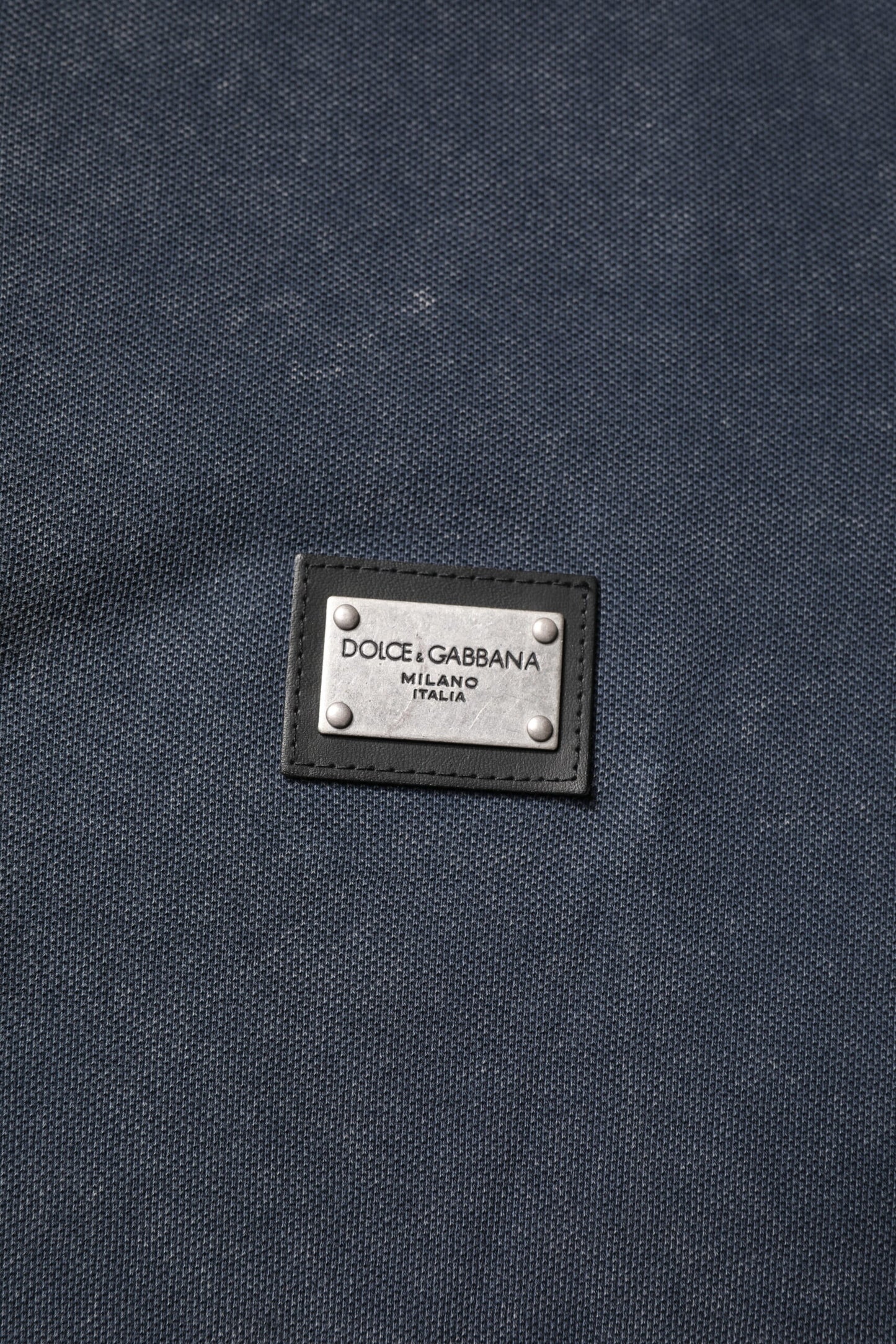 Polo en coton pour homme Dolce & Gabbana, bleu foncé, avec plaque logo.