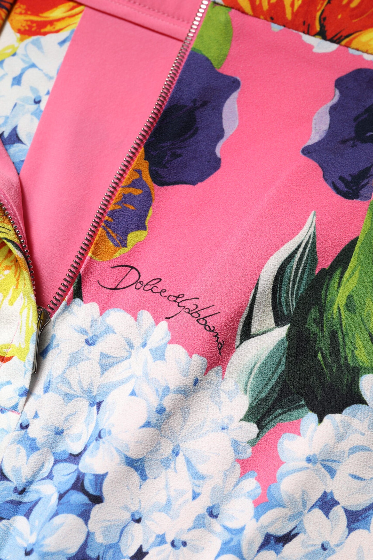 Jupe midi à taille haute à motifs floraux multicolores de Dolce & Gabbana