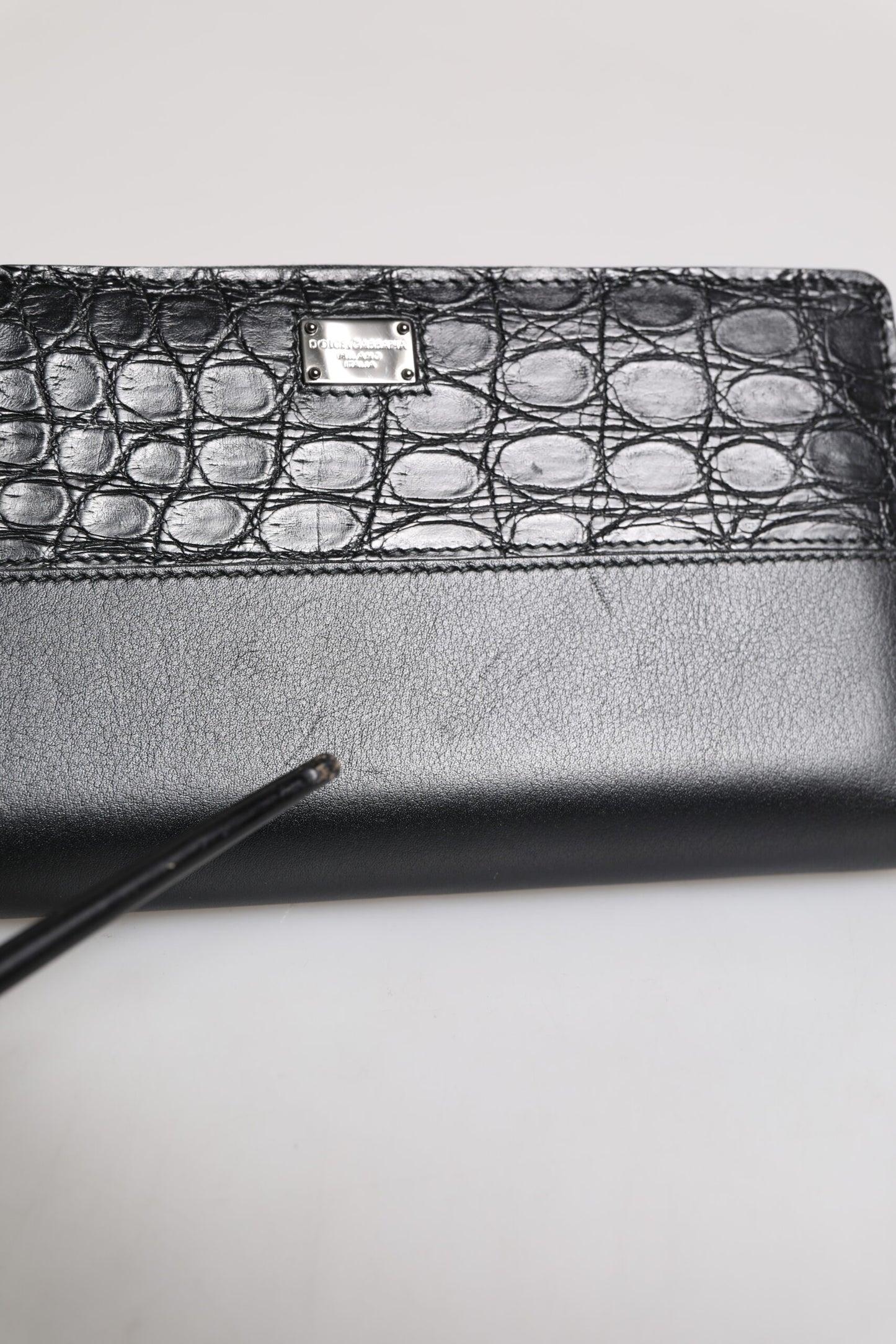 Dolce & Gabbana zwarte leren portemonnee met logo-plaquette en ritssluiting rondom