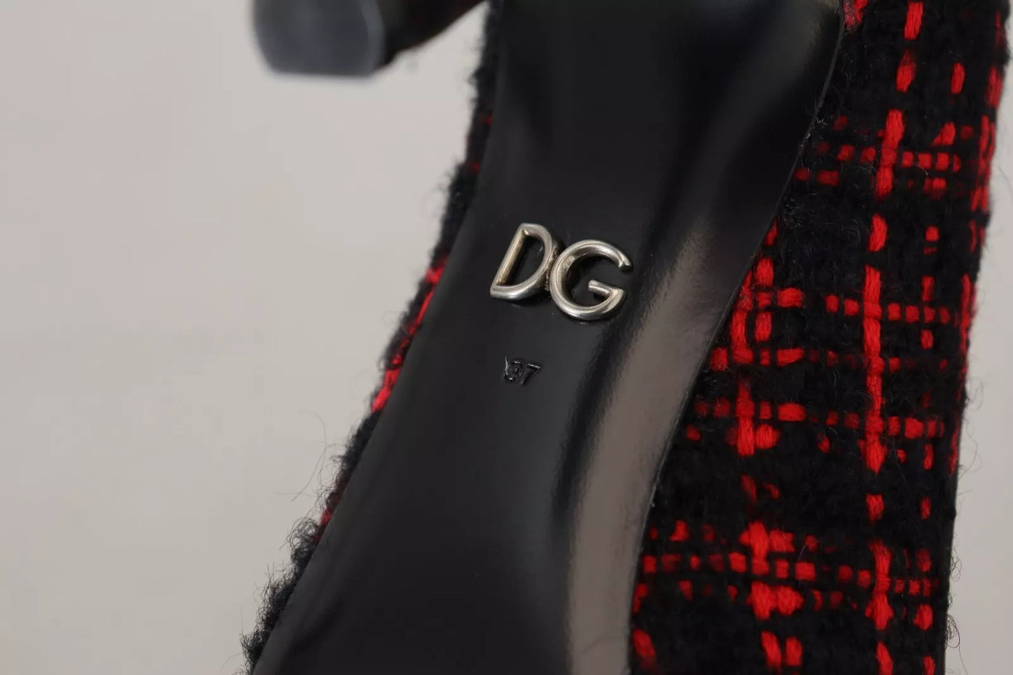 Escarpins à talons DG Amore en tweed rouge et noir de Dolce & Gabbana