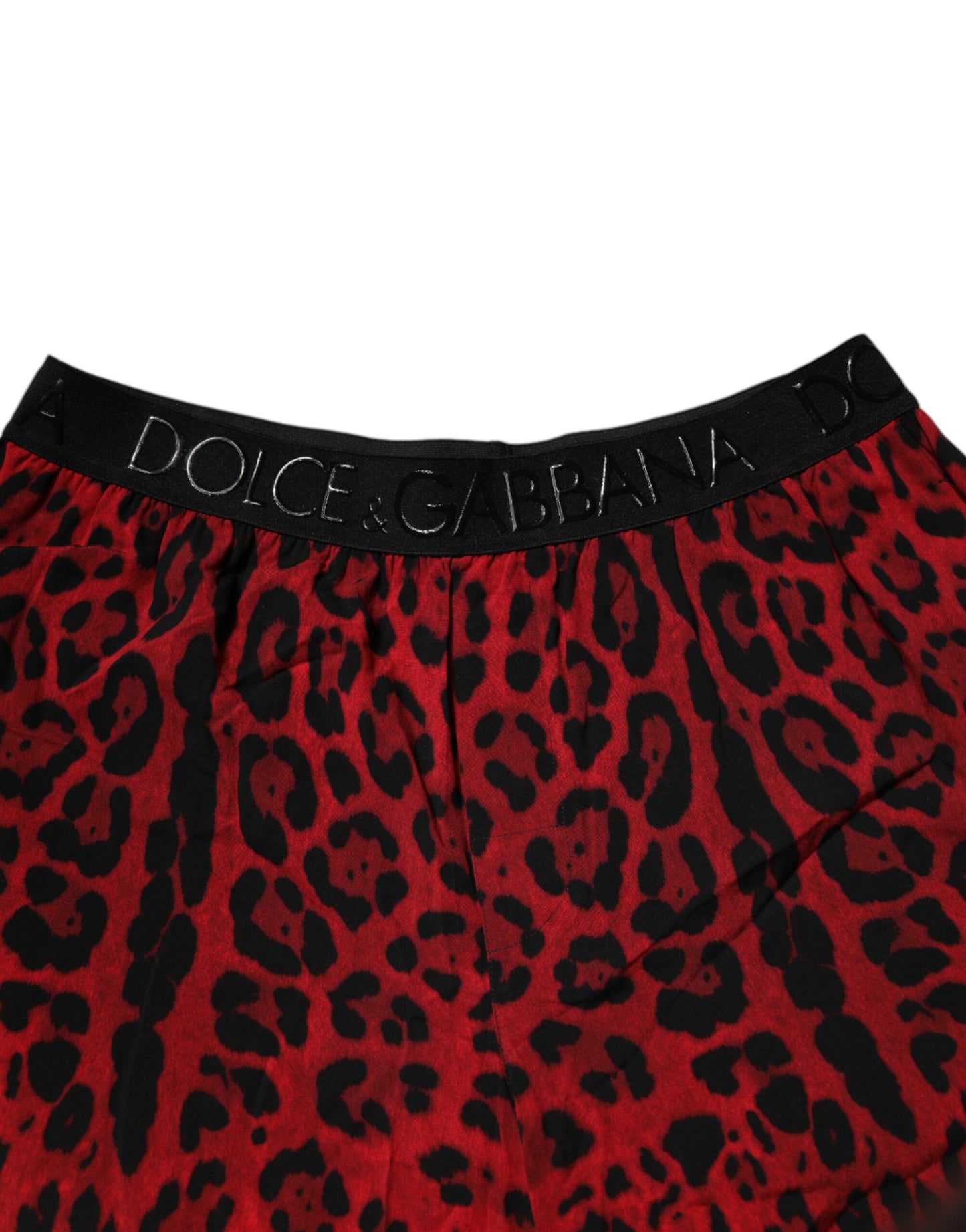 Shorts Bermuda en viscose à imprimé léopard rouge de Dolce & Gabbana