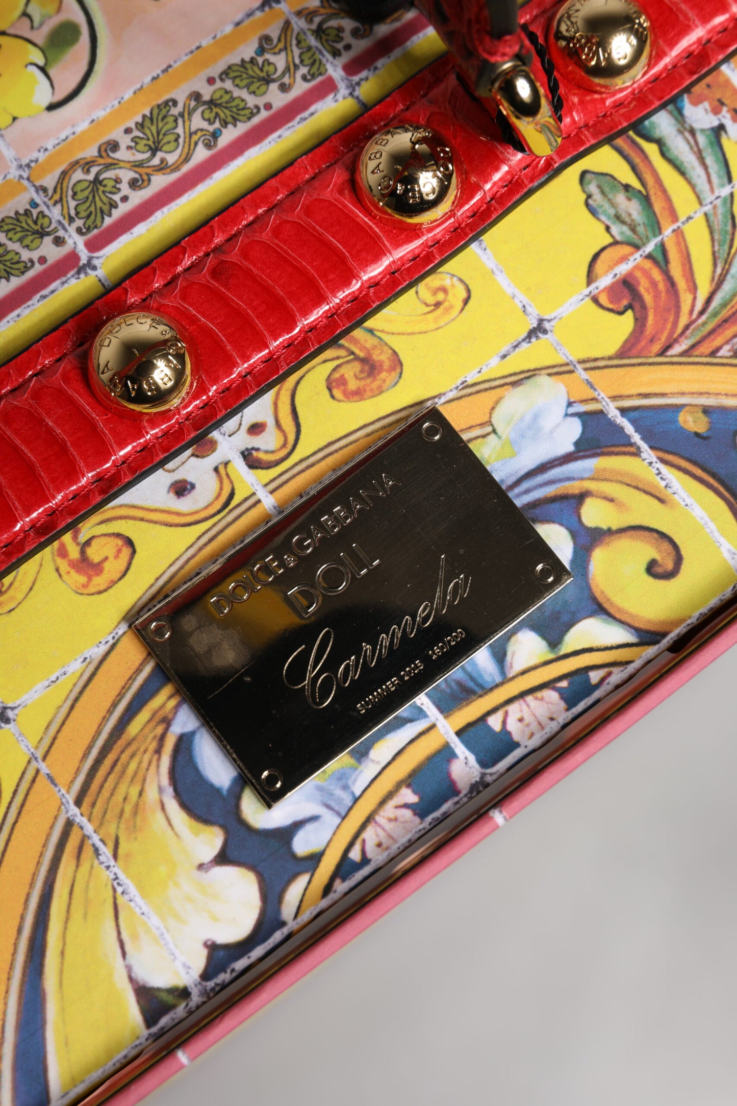 Poupées Dolce & Gabbana en céramique, porcelaine, cuir et robe noire