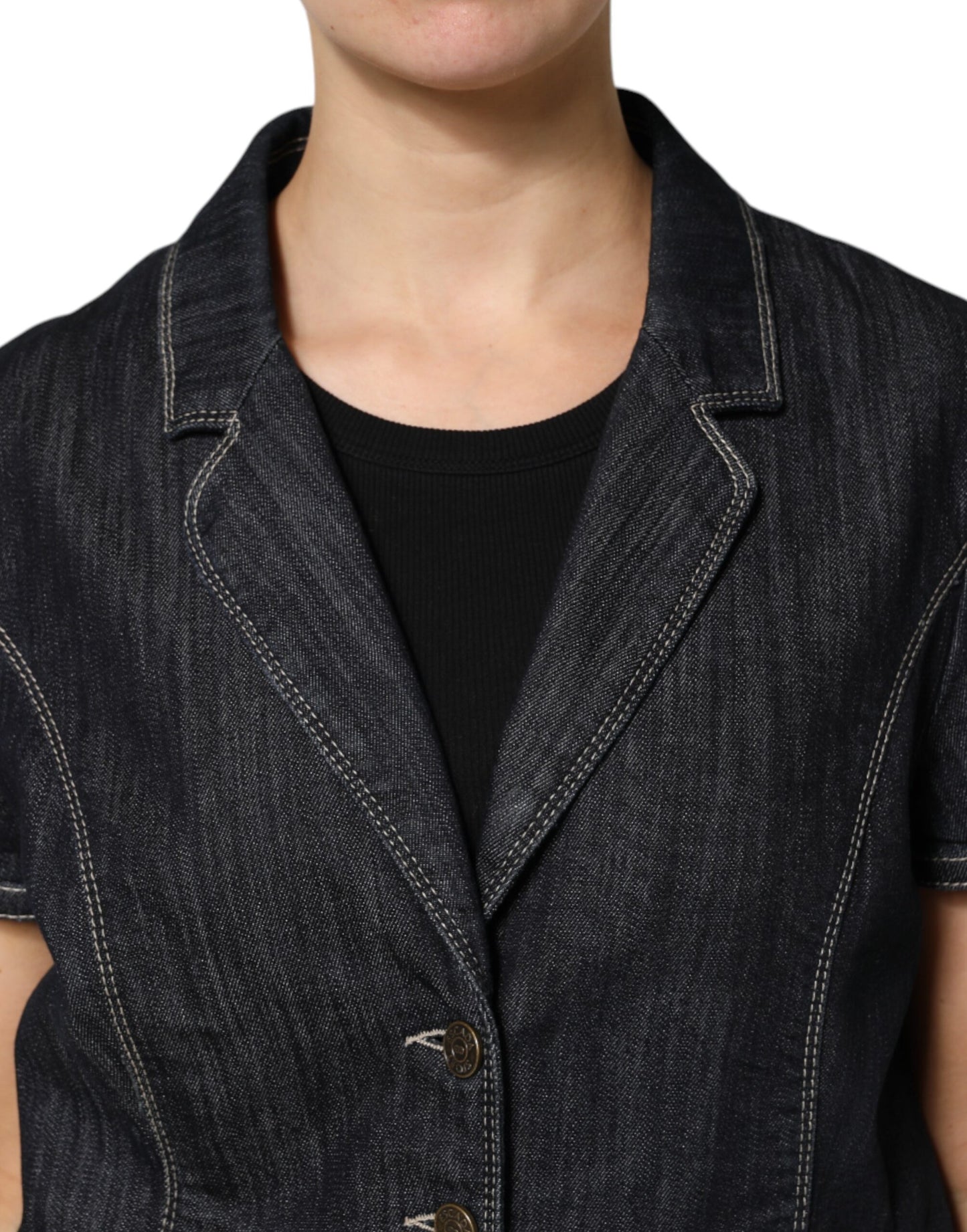 Ensemble décontracté Escada, haut et jupe en jean en coton mélangé noir.