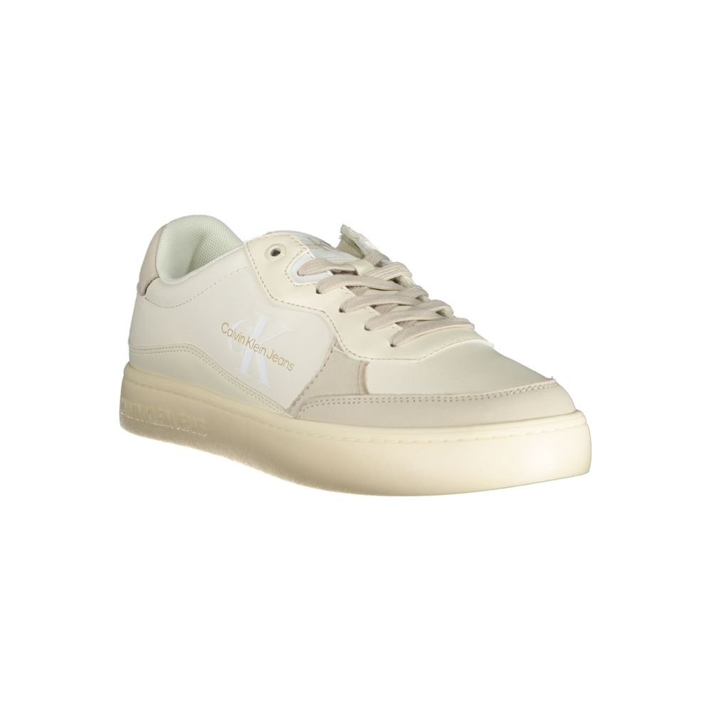 Calvin Klein Elegante Witte Sneakers met Contrastaccenten