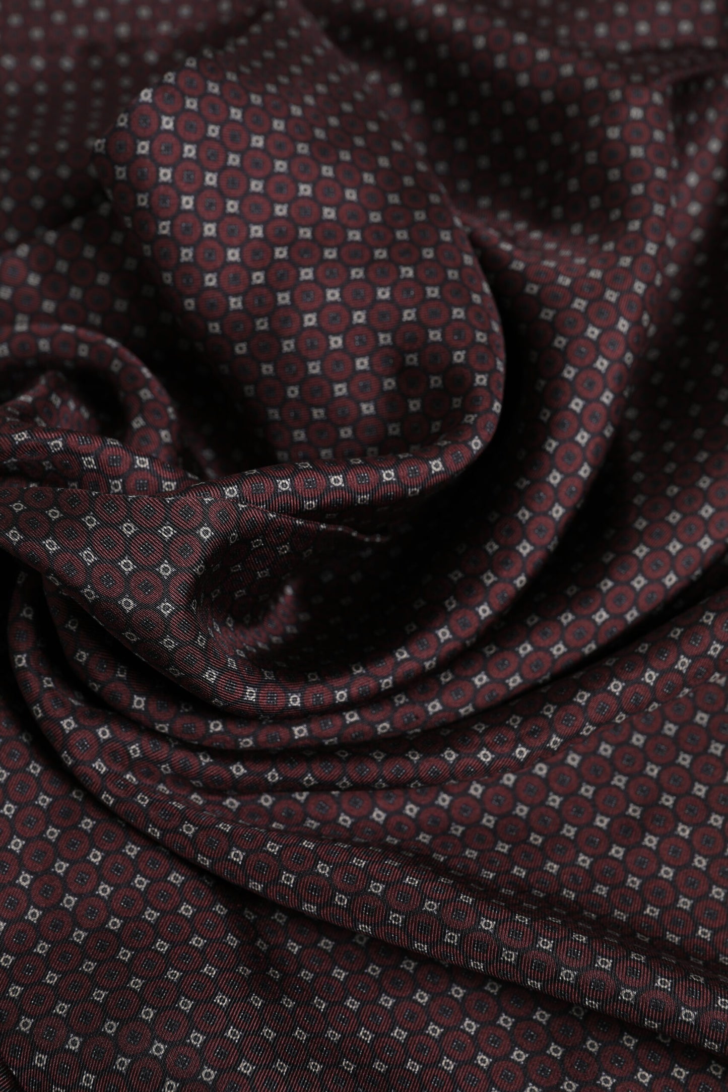 Foulard à franges en soie à pois marron Dolce & Gabbana
