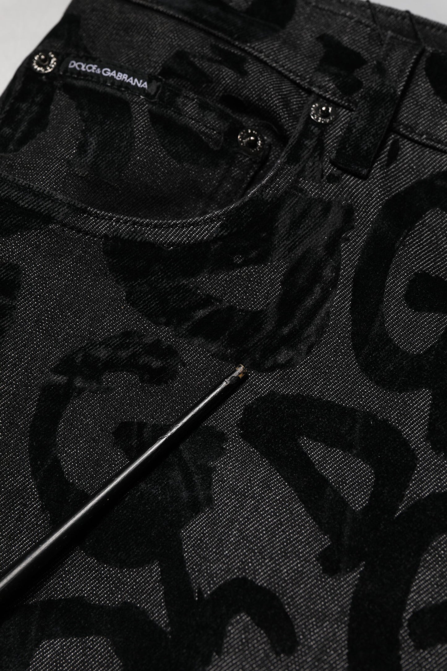 Jean droit en coton gris pour homme Dolce & Gabbana avec logo DG.