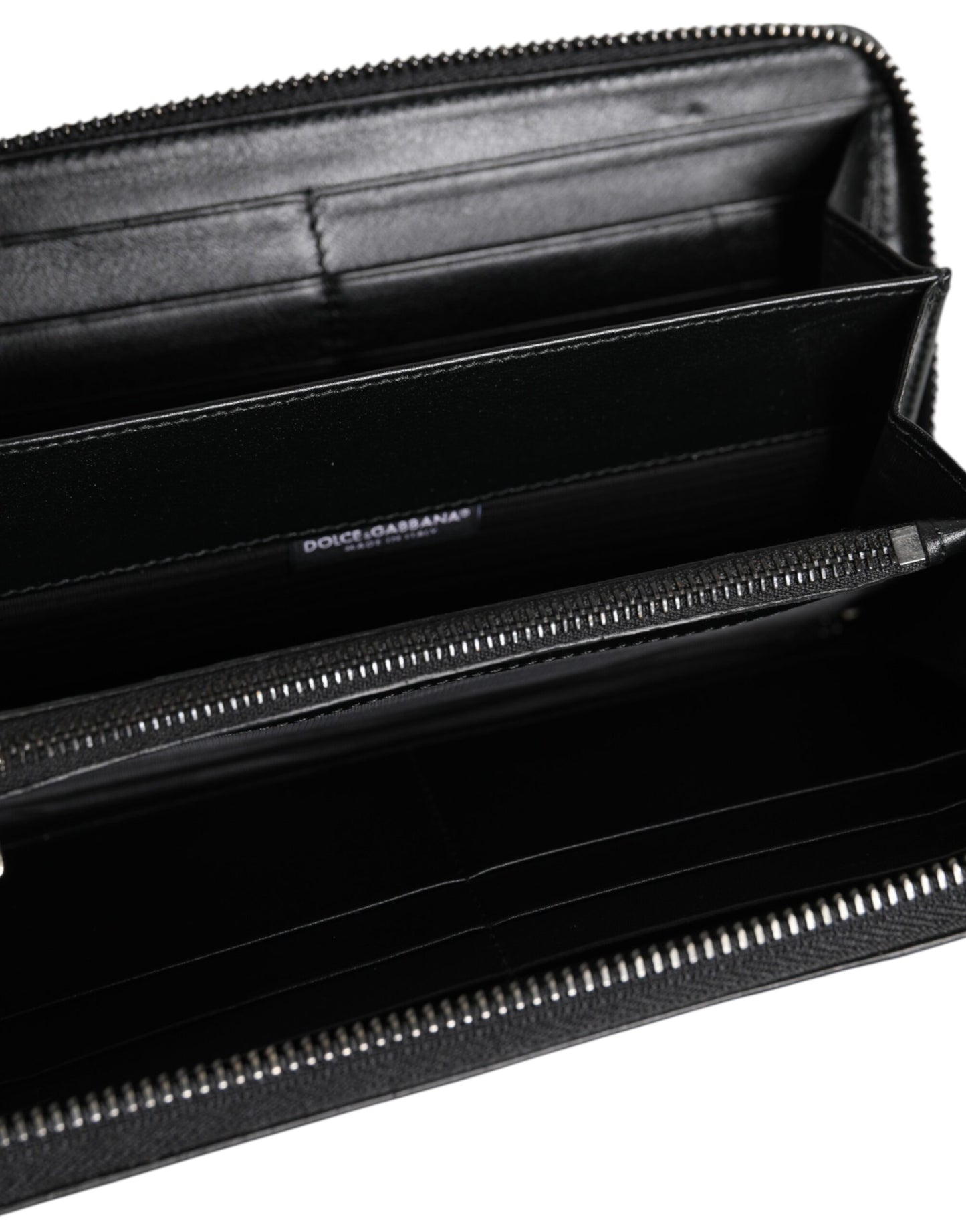 Portefeuille continental zippé en cuir noir Dolce & Gabbana avec plaque logo