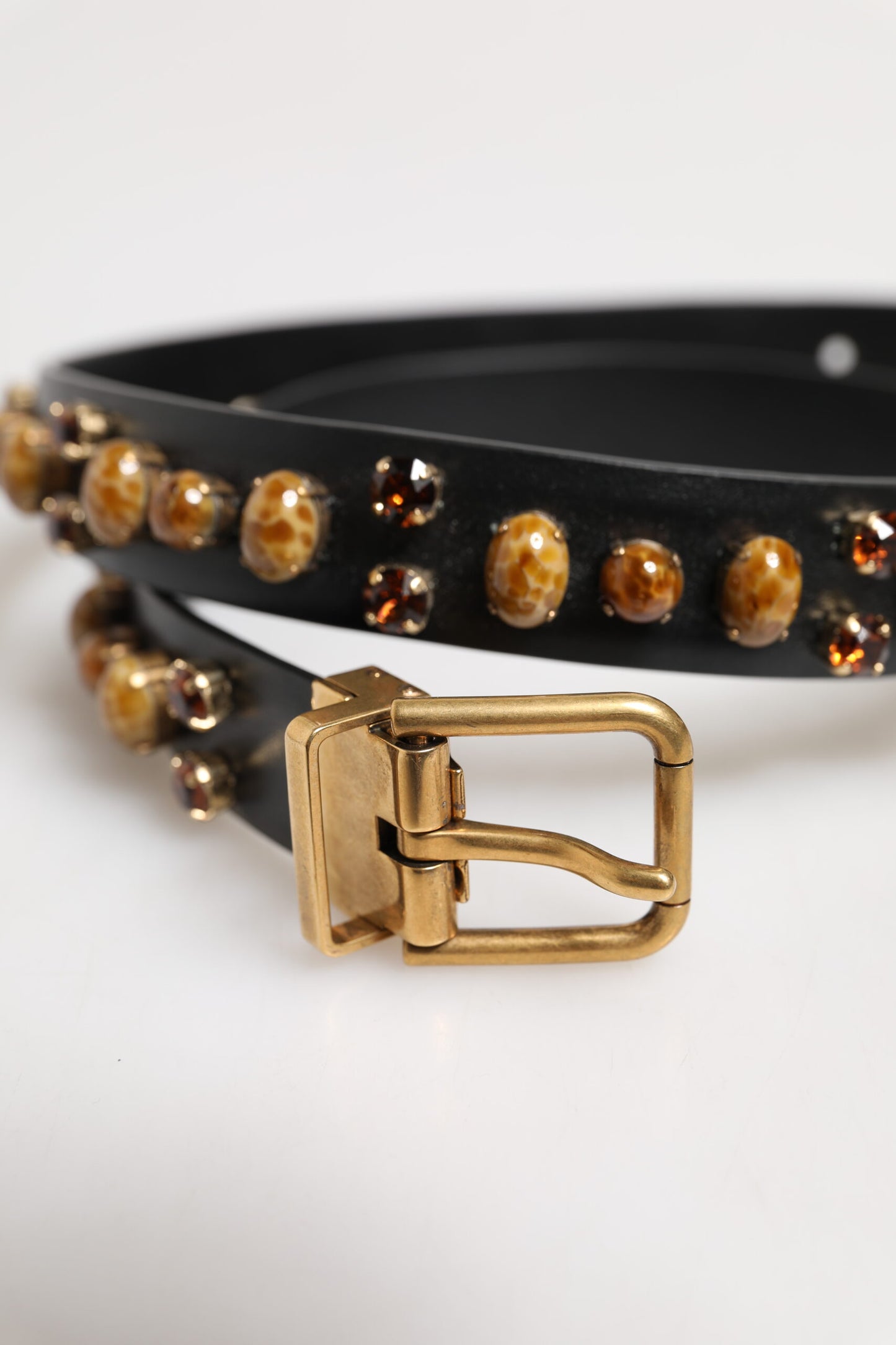 Ceinture Dolce & Gabbana en cuir noir avec boucle dorée cloutée