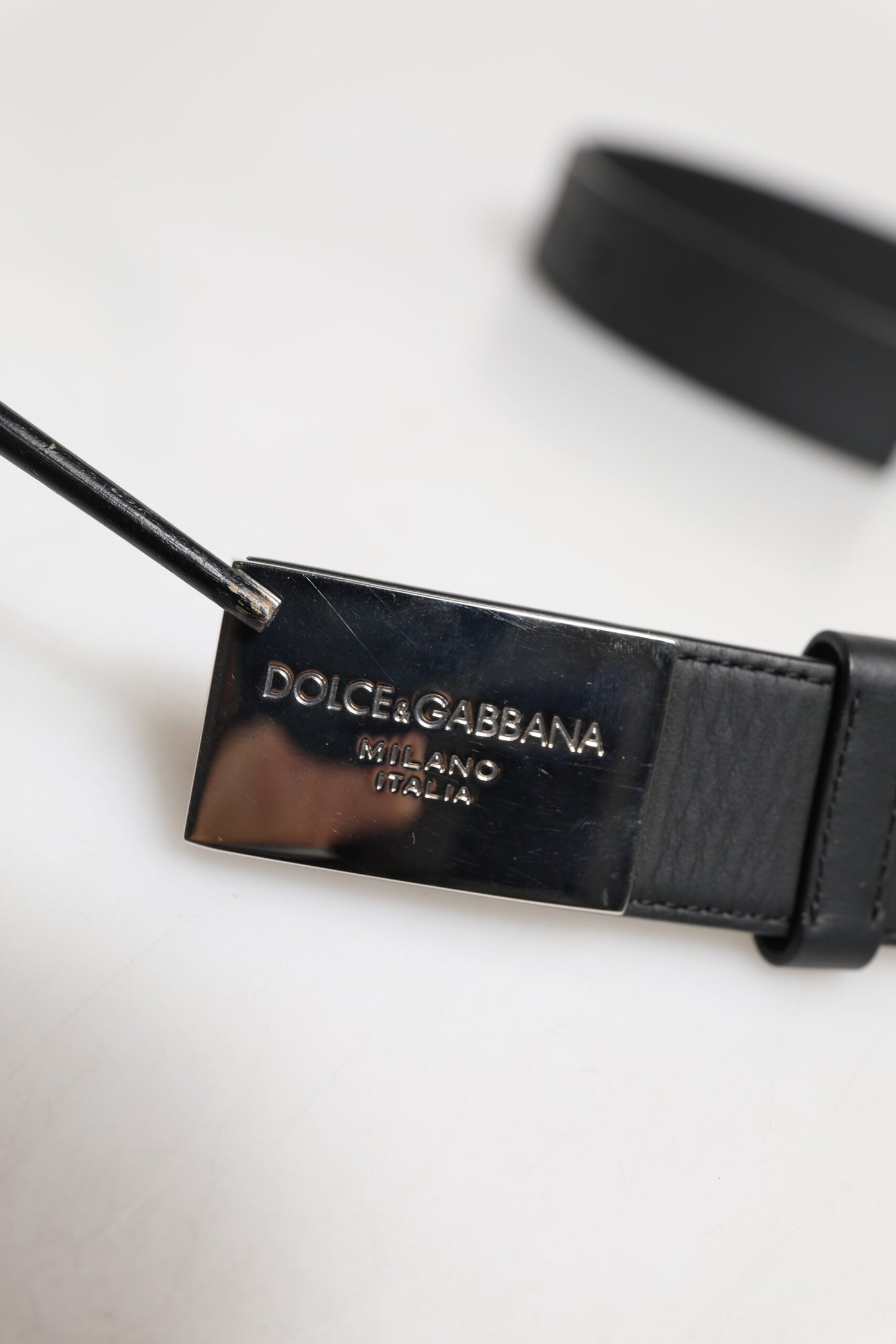Ceinture en cuir noir avec boucle en métal et logo Dolce & Gabbana