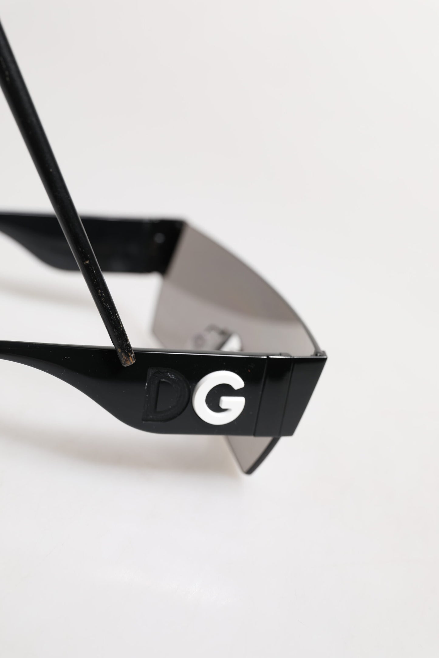 Dolce & Gabbana Black Metal Frame DNA Graffiti DG2233 Eyewear Zonnebril