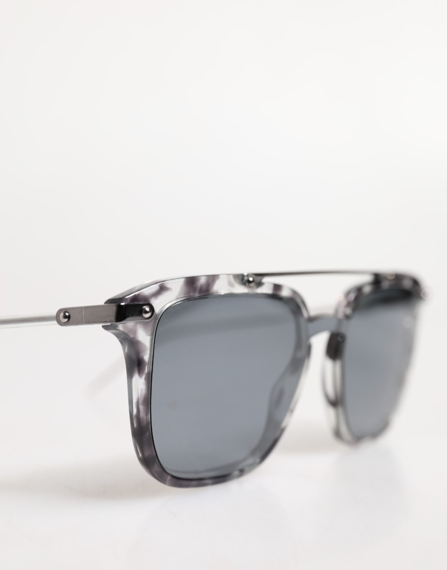 Lunettes de soleil carrées Dolce & Gabbana en acétate gris havane DG4327