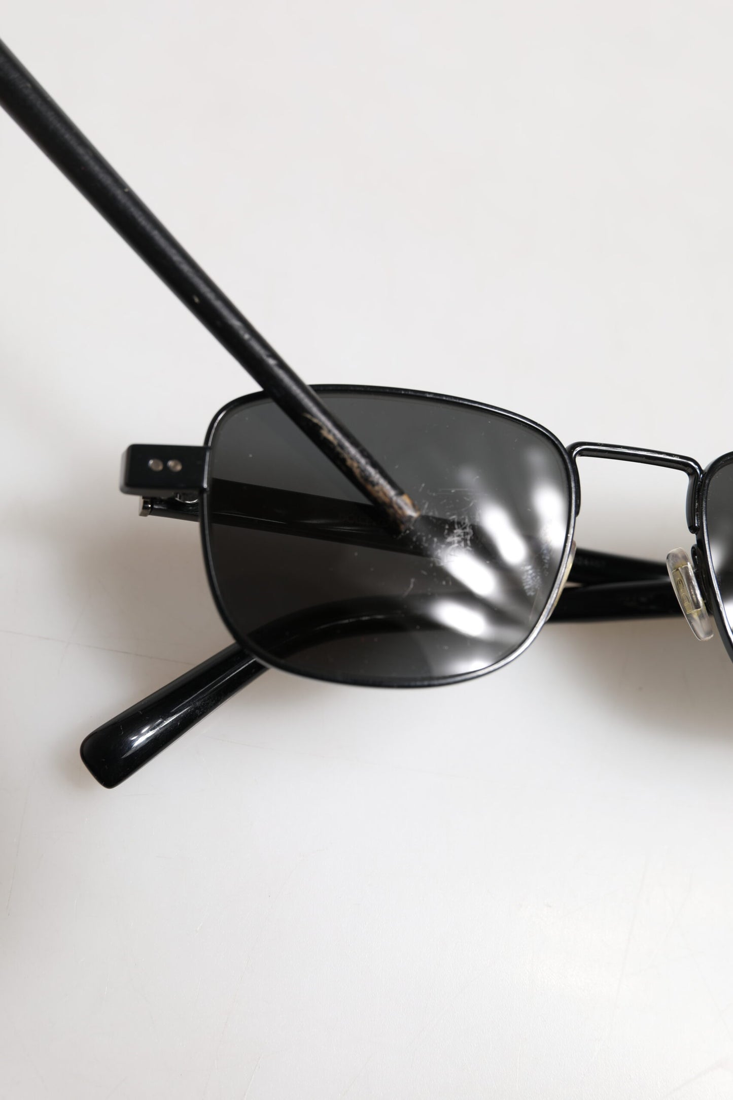 Dolce & Gabbana zwart metalen montuur met vierkante lenzen DG2222 Eyewear zonnebril