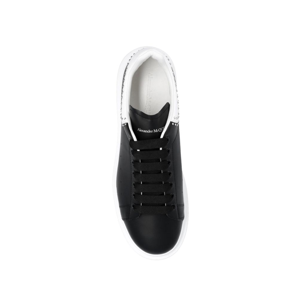 Sneakers oversize à clous Alexander McQueen