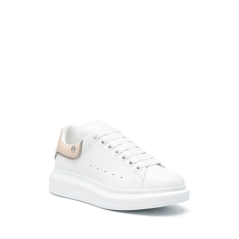 Sneakers en cuir surdimensionnées d'Alexander McQueen