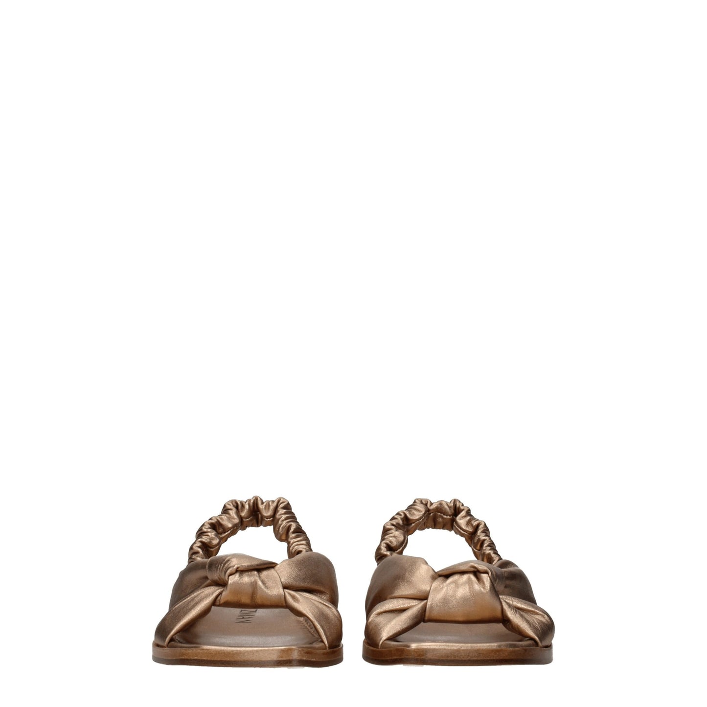 Gouden leren platte sandalen van Stuart Weitzman