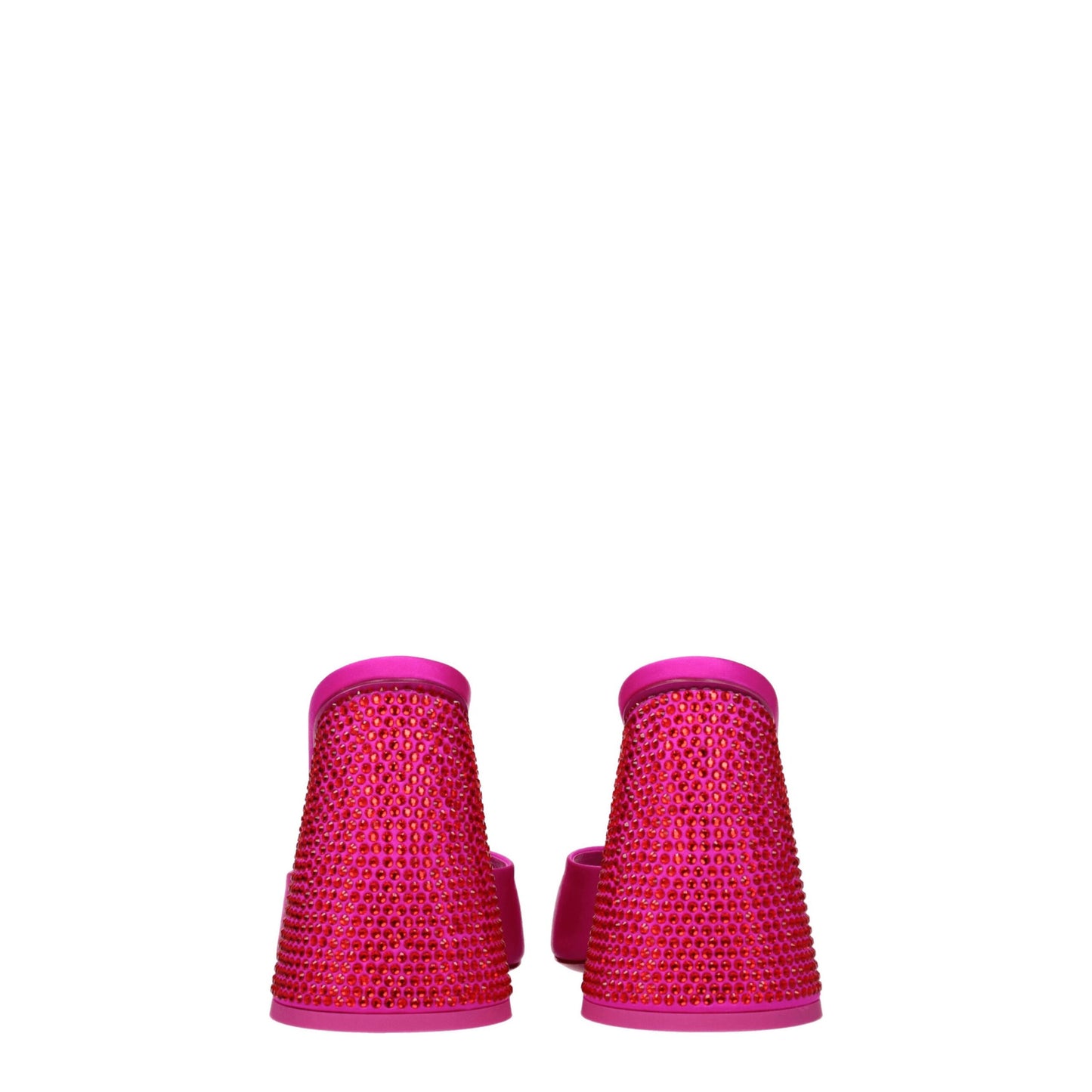 De roze satijnen platformsschoenen van The Attico