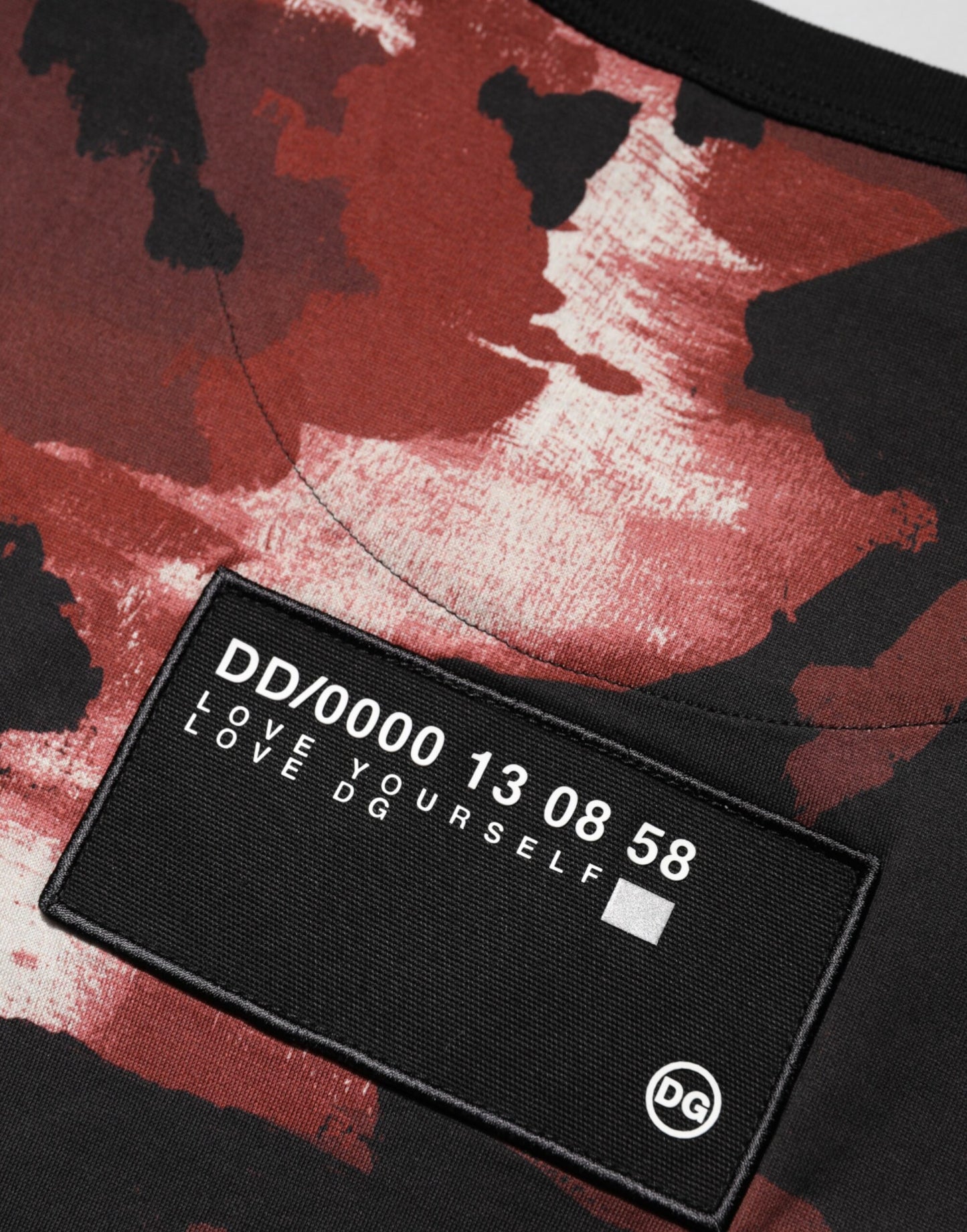 T-shirt à col rond multicolore à motif camouflage de Dolce & Gabbana