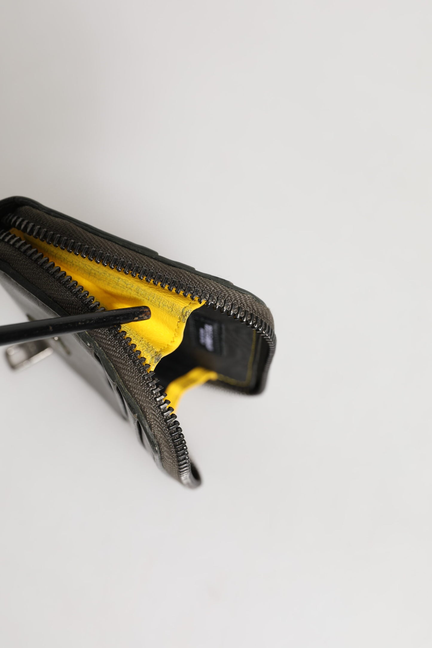 Porte-cartes et porte-monnaie en cuir marron Dolce & Gabbana avec plaque logo